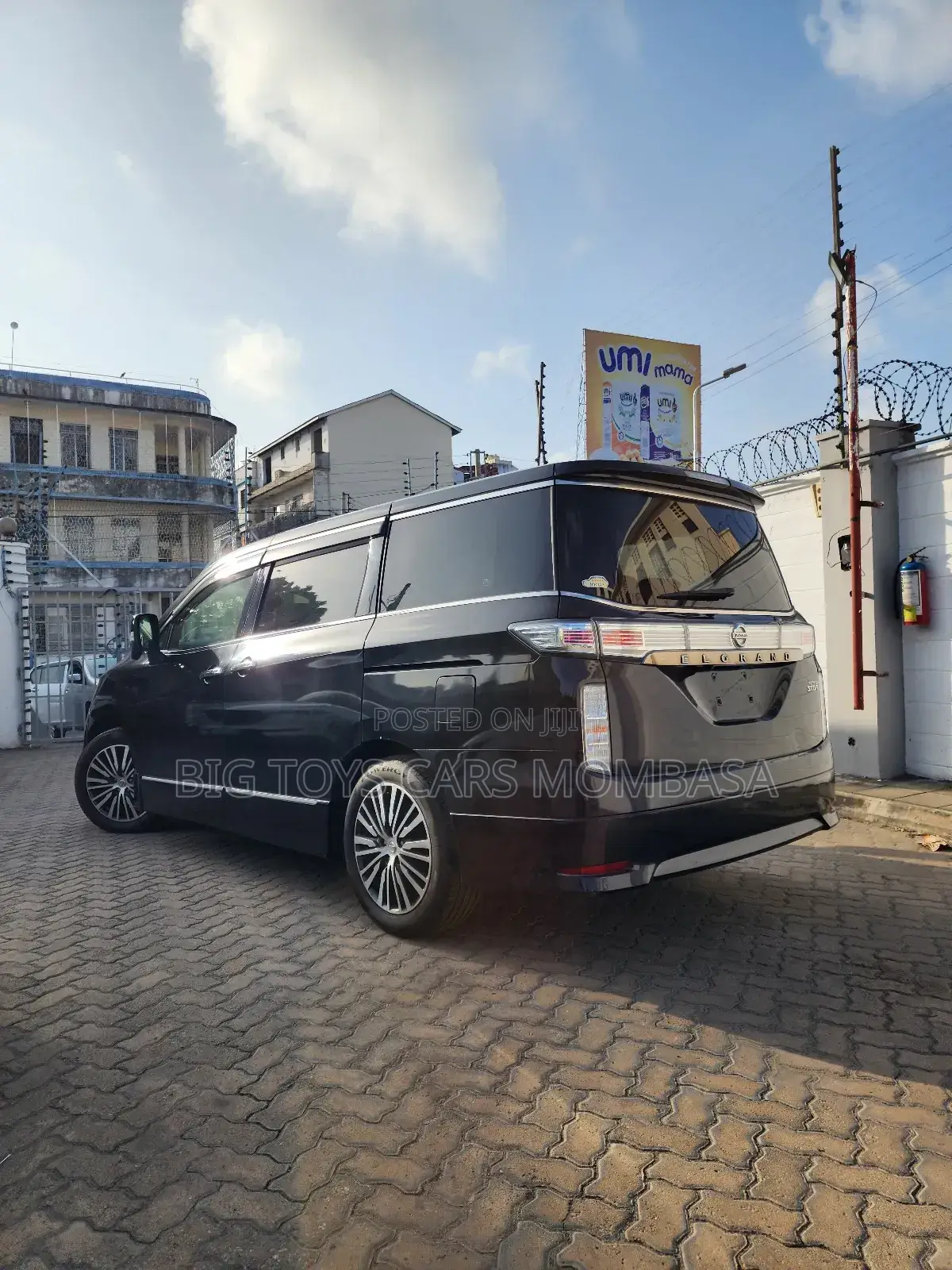 Nissan Elgrand 2018 Black