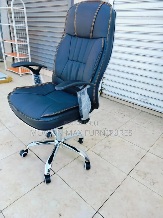 Recliner Seat - main view