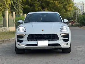 Porsche Macan 2018 White