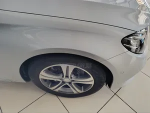 Mercedes-Benz E200 2018 Silver