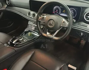 Mercedes-Benz E200 2018 Silver