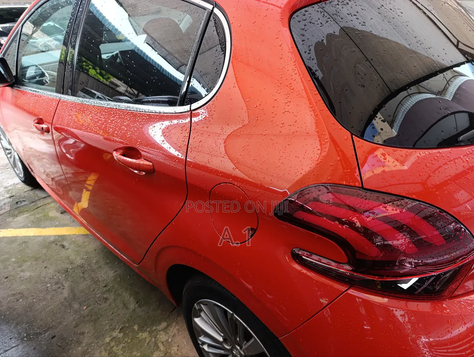 Peugeot 208 2018 Orange