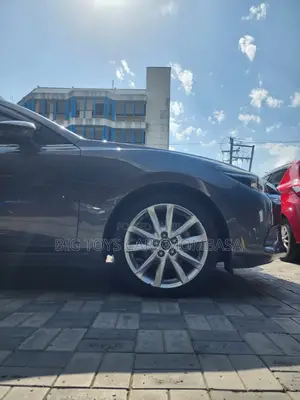 Mazda Axela 2018 Gray
