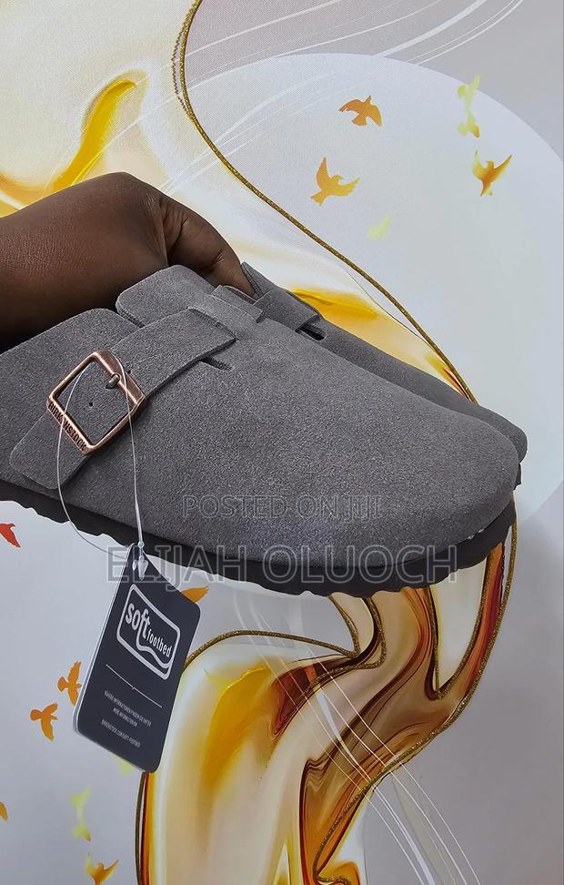 Birkenstock Boston Classic Suede Clogs - Ash Gray
Quality - thumbnail 2