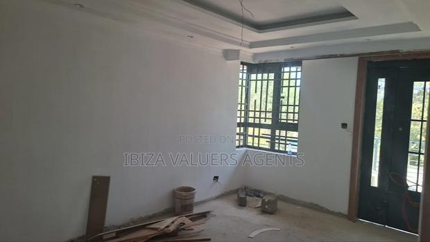 5bdrm Maisonette in Kerarapon for sale - thumbnail 4