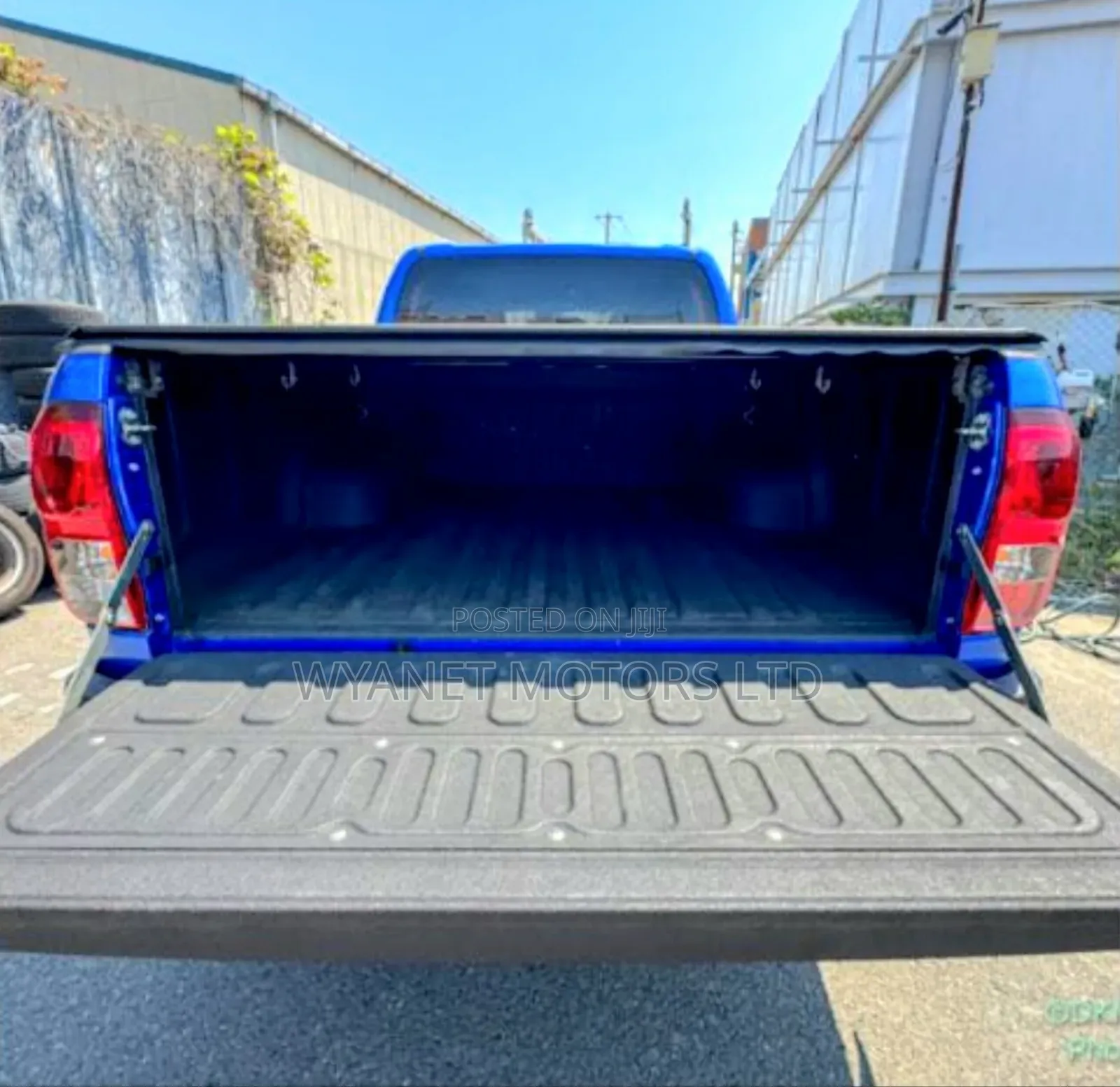 Toyota Hilux Revo Double Cab Deisel 2.4 AWD 2018 Blue