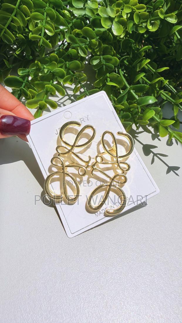 Cooperate Brooches - thumbnail 7