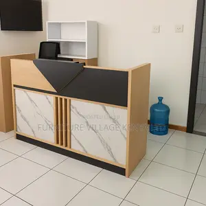 Reception Desk; 2.0m Advanced Reception Desk