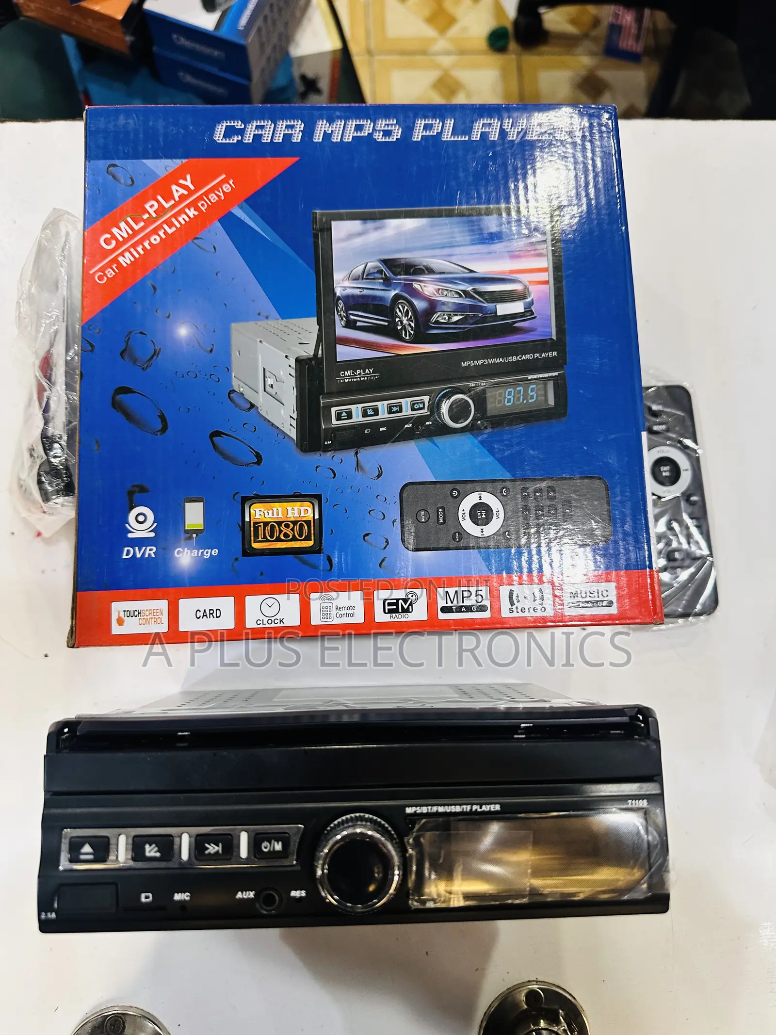 7 Inch Retractable Screen Car Radio – Smart Touchscreen