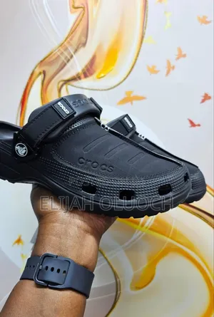 Crocs Baya Sandals - Chocolate 
Quality