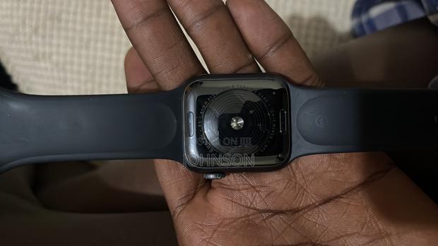 Apple Watch Se - thumbnail 4