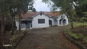 6bdrm Bungalow in Gataka for sale