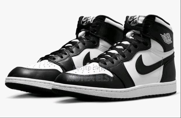 Black White Jordan 1 High Cut B/W Sneakers