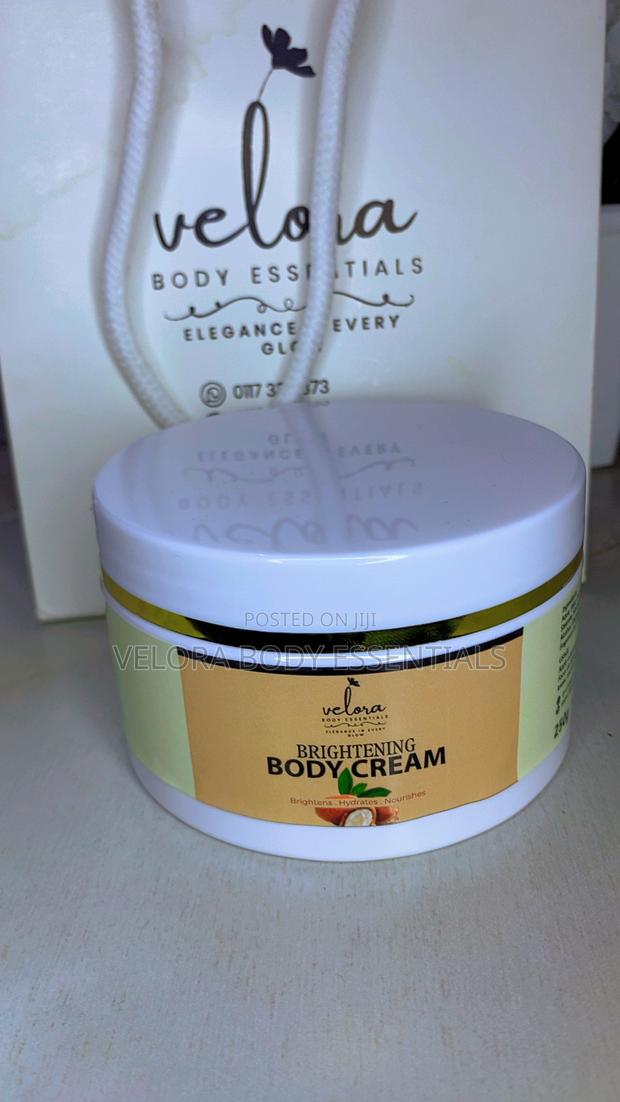 Velora Brightening Body Cream for Radiant Moisturized Silky Skin - thumbnail 3