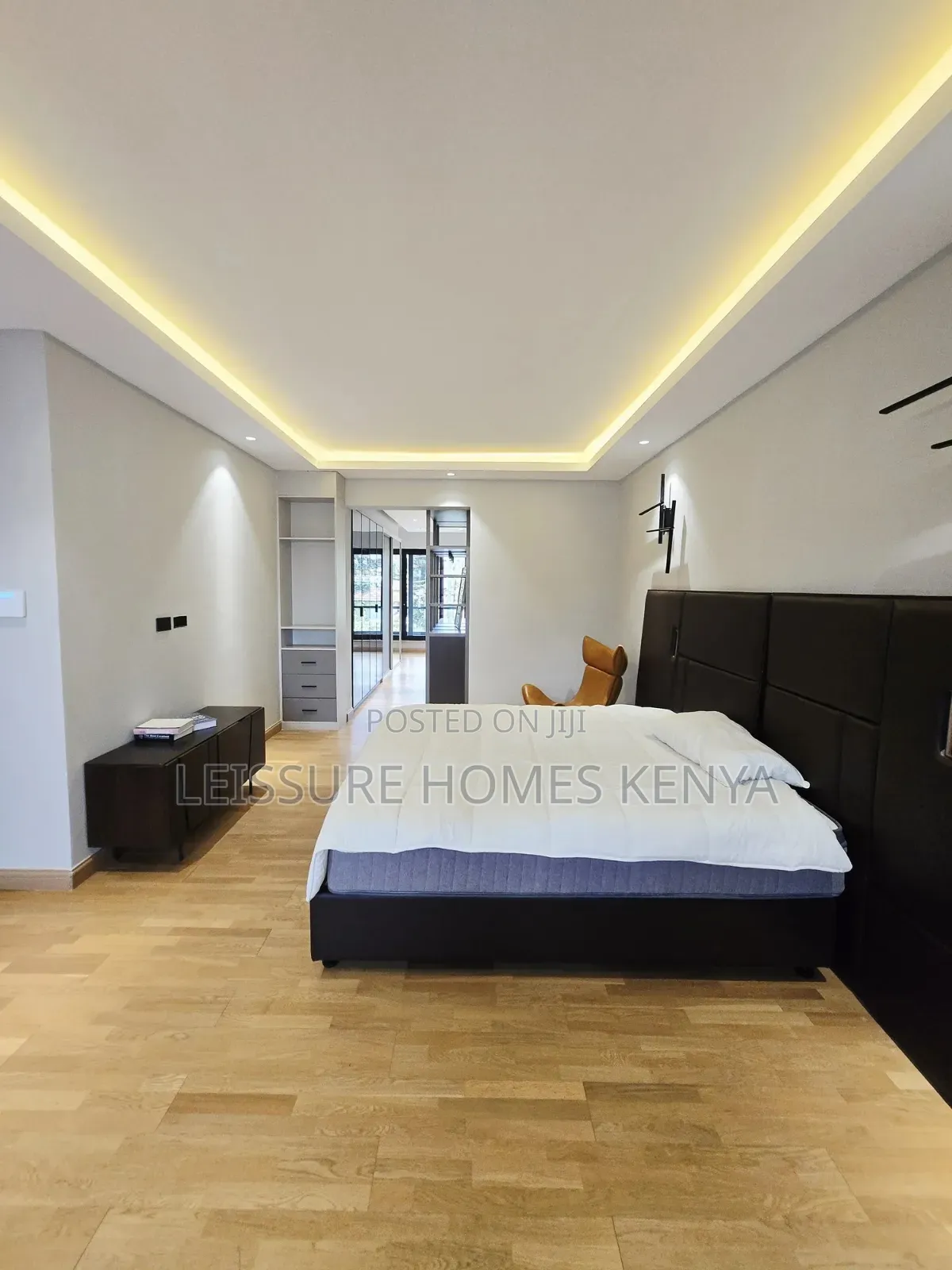 5bdrm Villa in Lavington for sale
