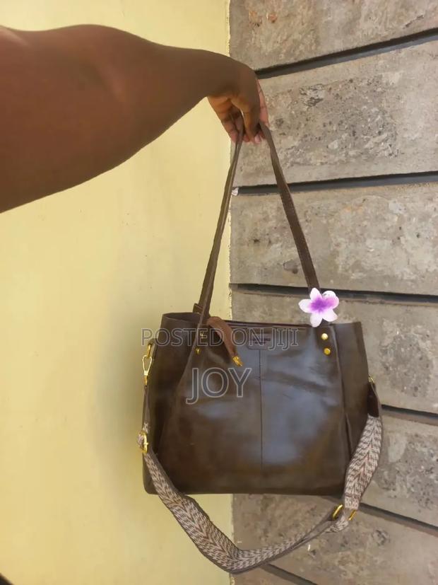 Ladies Handbags - thumbnail 16