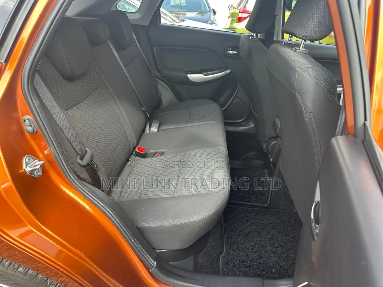 Suzuki Baleno 2020 Orange