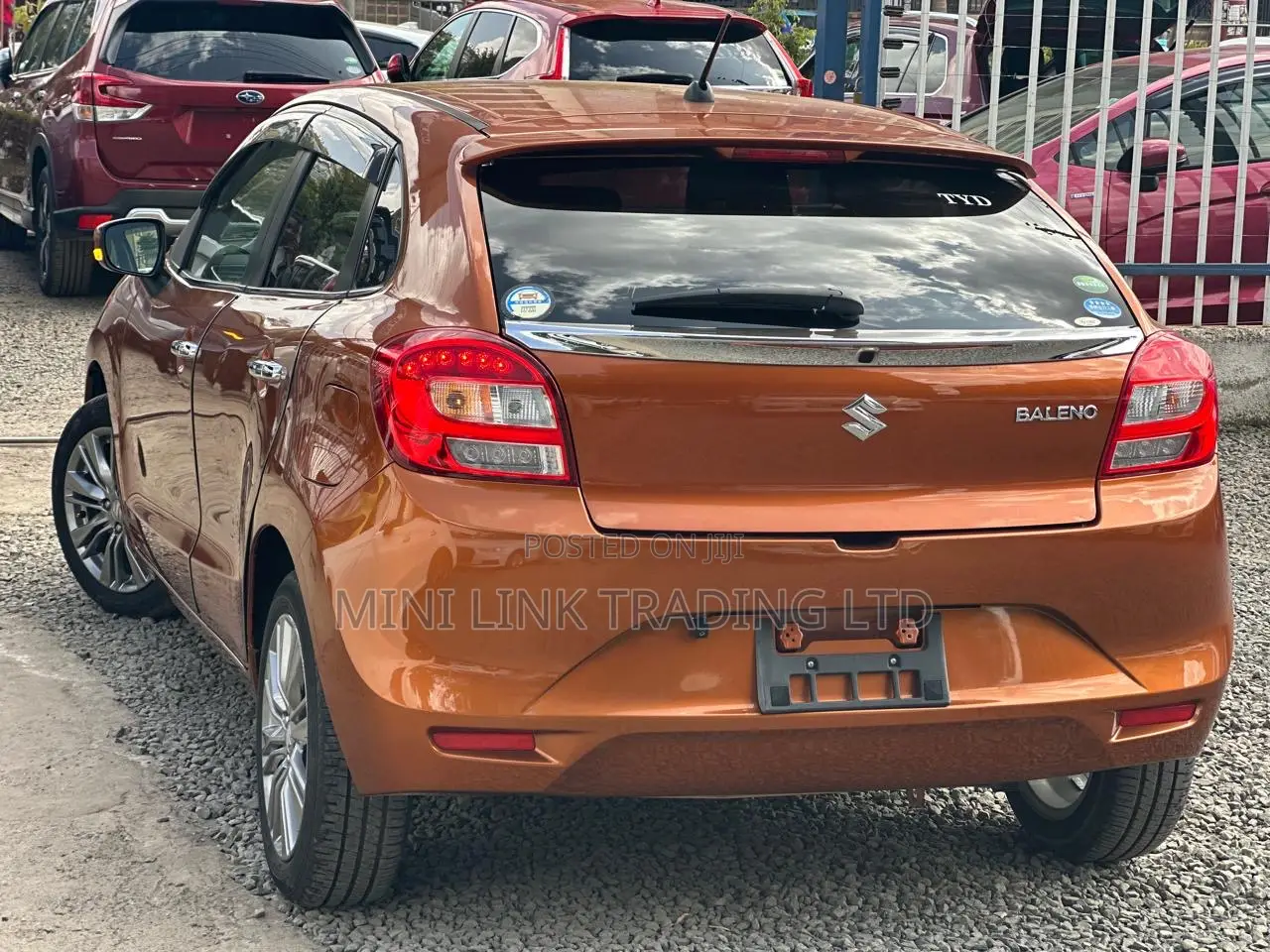 Suzuki Baleno 2020 Orange