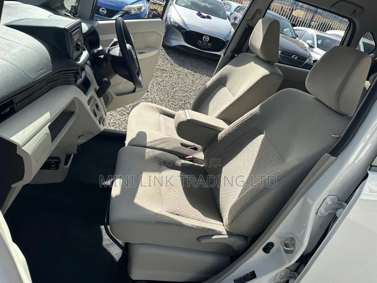 Daihatsu Move 2020 White