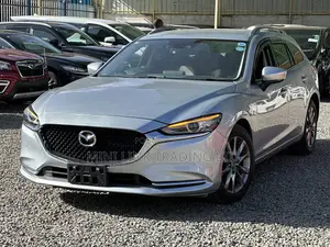 Mazda Atenza 2018 Silver