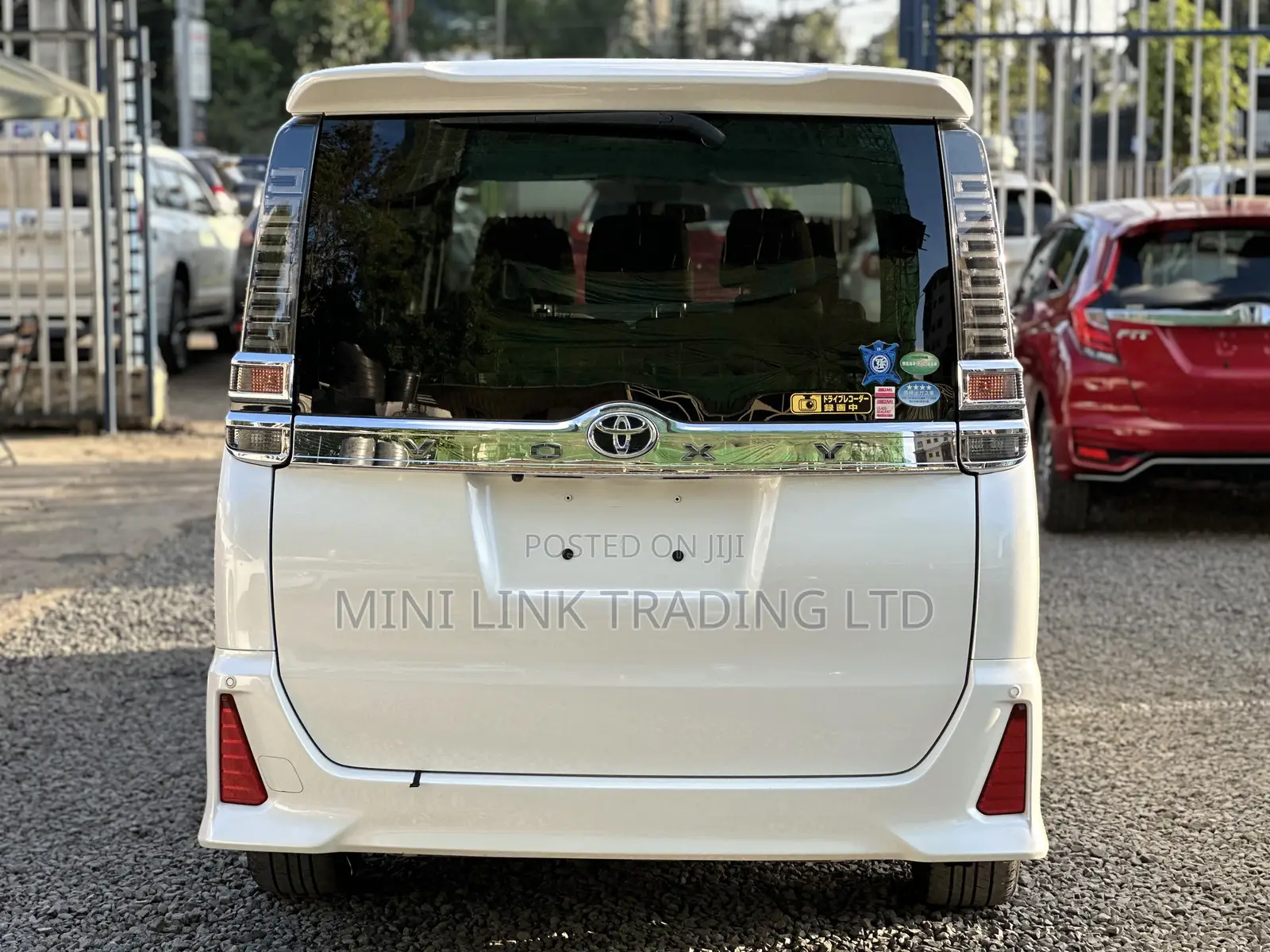 Toyota Voxy 2018 White