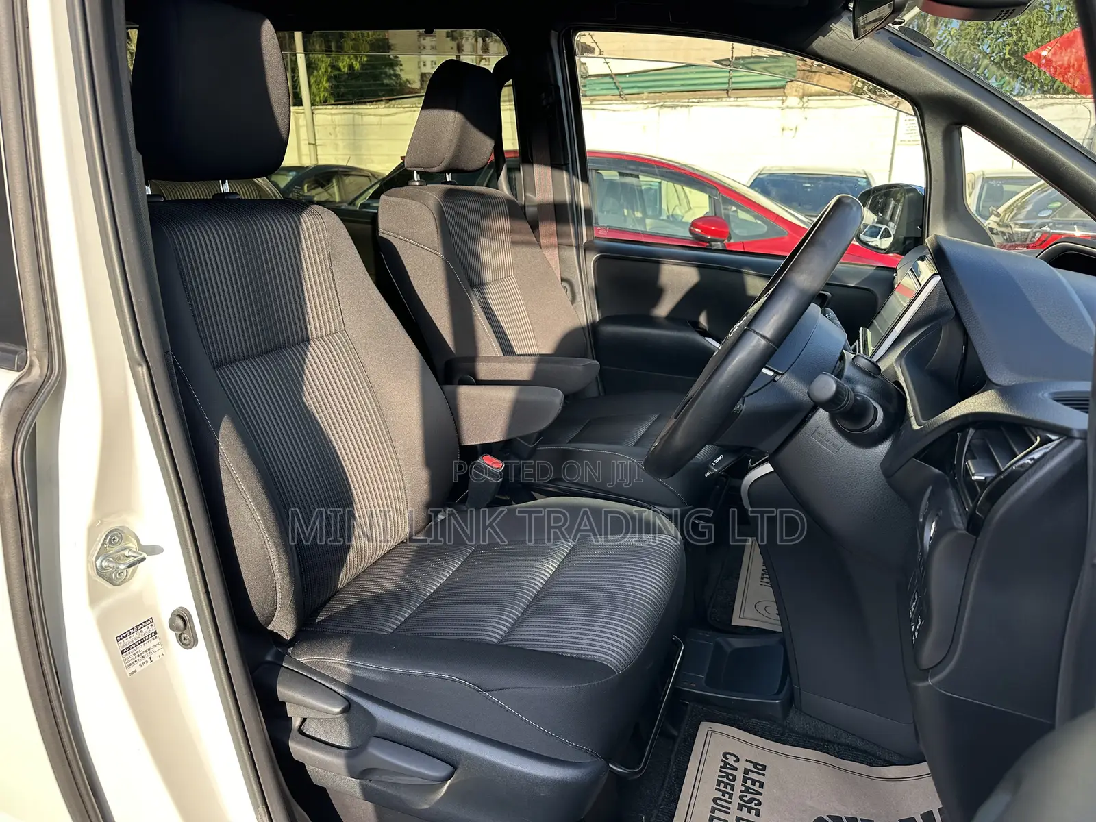 Toyota Voxy 2018 White