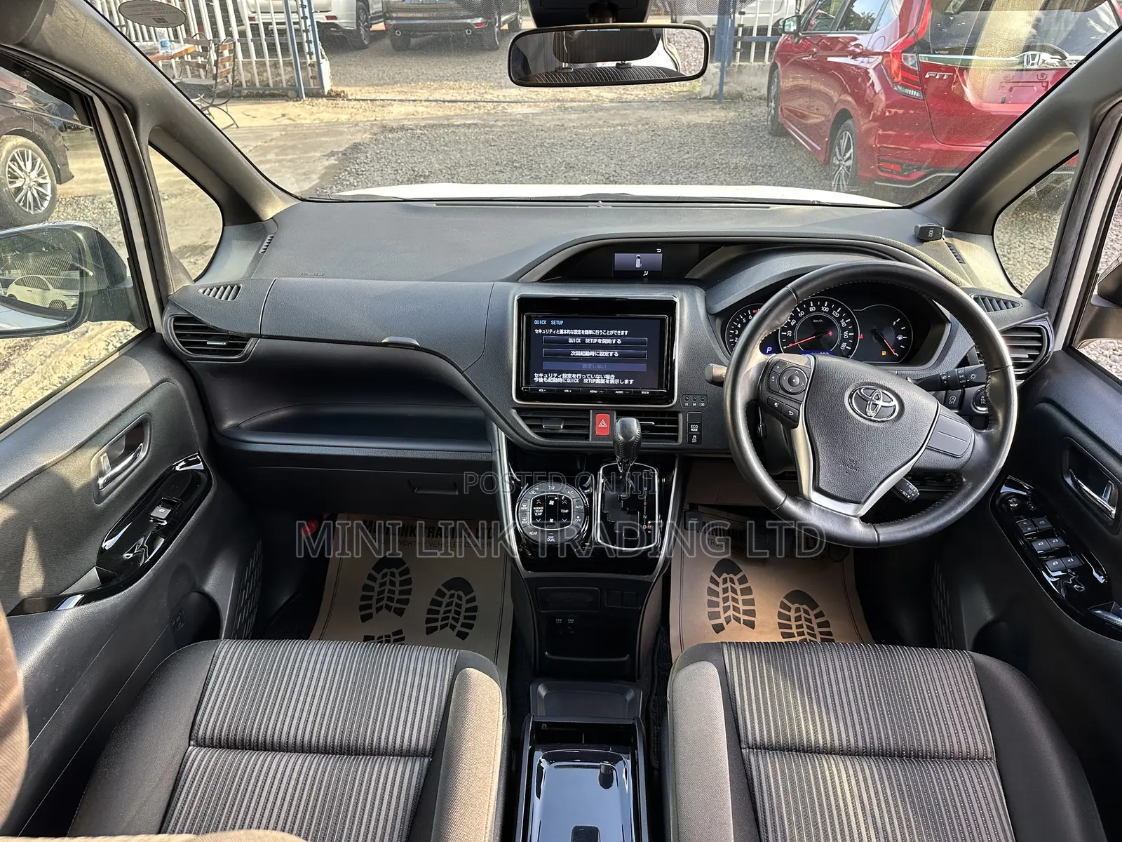 Toyota Voxy 2018 White