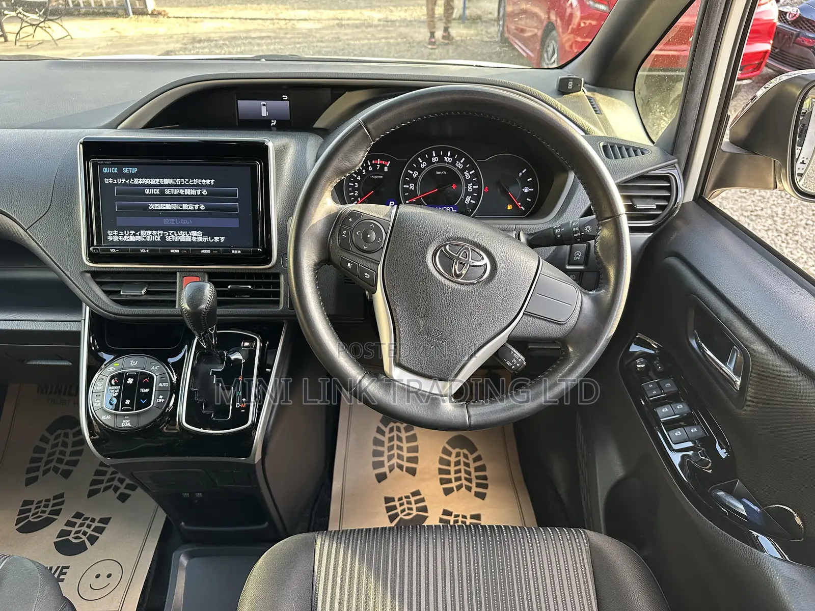 Toyota Voxy 2018 White