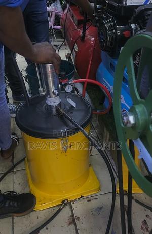 Grease Bucket With 40l Capacity Air Driven - thumbnail 2