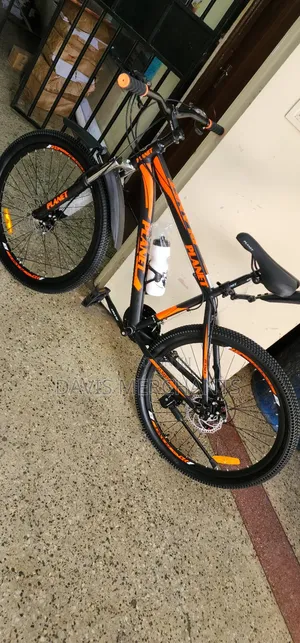 Bike Size 26 With Gear and Lockable Front Shocks