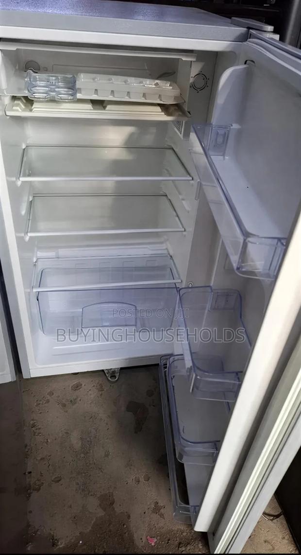 Bruhm 90l Fridge Slightly Used - thumbnail 2