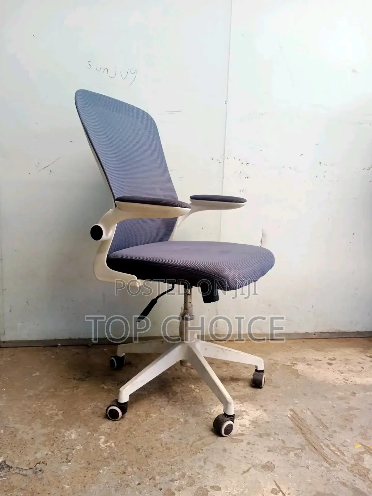 Office Chair With Adjustable Armrest