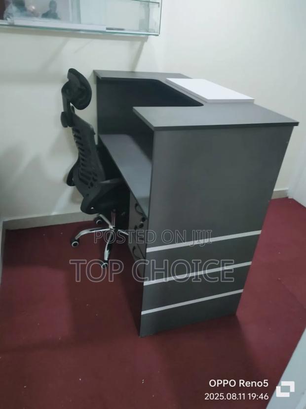 Reception Table - thumbnail 2