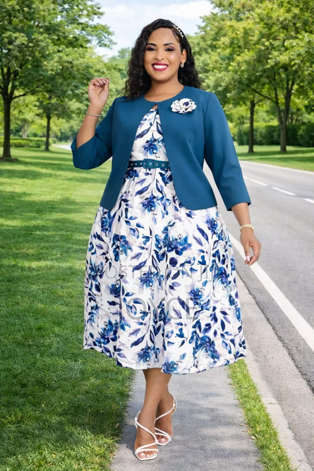 Circular Dress Comes With a Belt