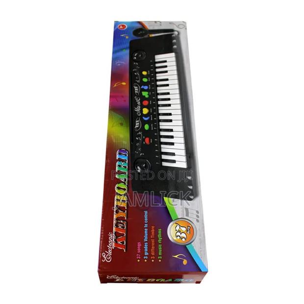 37-Key Electronic Keyboard - main view