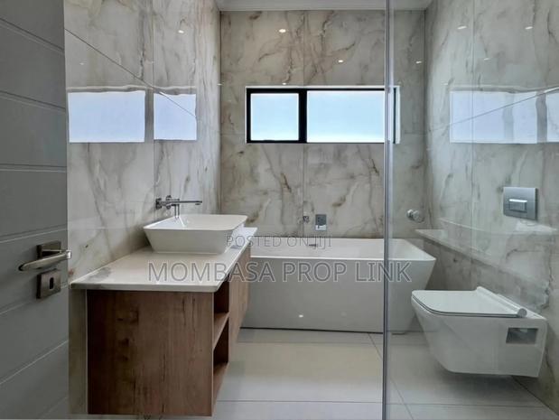 4bdrm Villa in Exotic Villas Mtwapa for sale - thumbnail 7