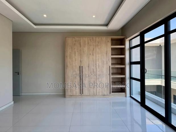 4bdrm Villa in Exotic Villas Mtwapa for sale - thumbnail 9