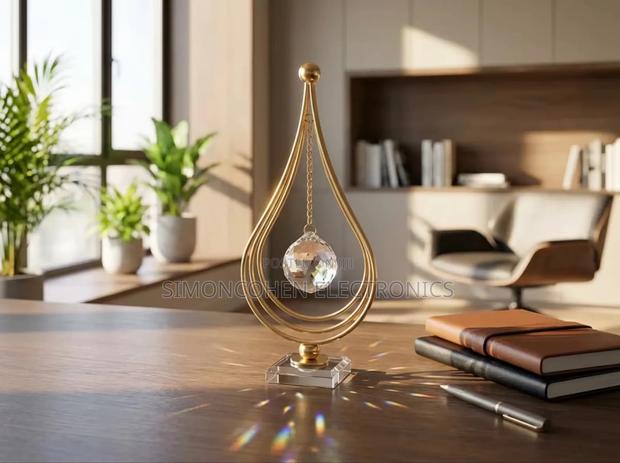 Minimalist Geometric Crystal Ornament - thumbnail 3