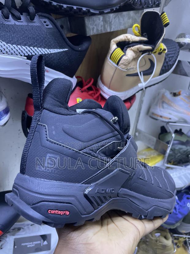 Salomon Boots - thumbnail 4