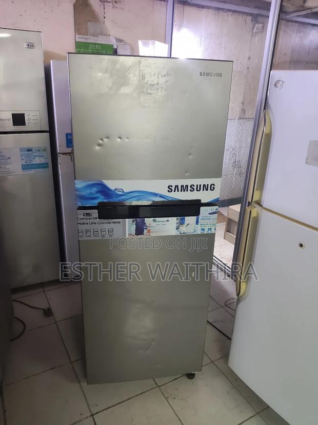 Pure Silver Clean and Neat Inverter Sumsung Fridge on Sale