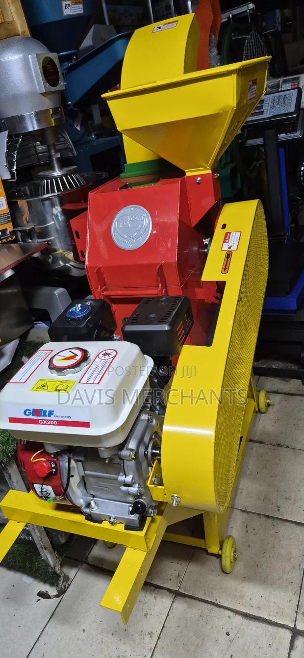 Silage Make Machine Fitted With a Petrol Engine - main view