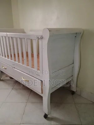 Wooden Baby Cot for Sale