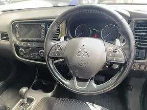 Mitsubishi Outlander 2018 Blue