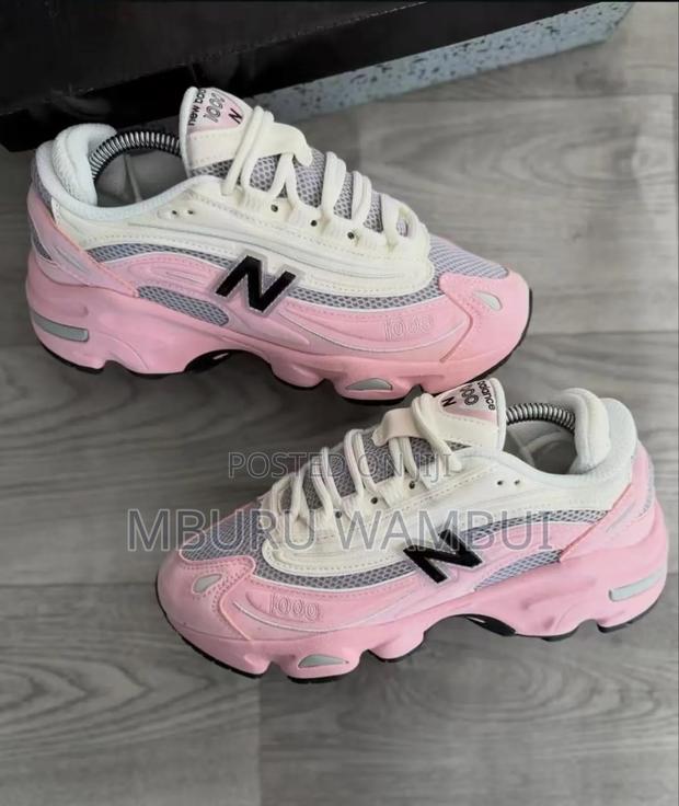 New Balance 1000 - main view