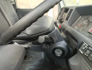Isuzu Elf With 2017 White
