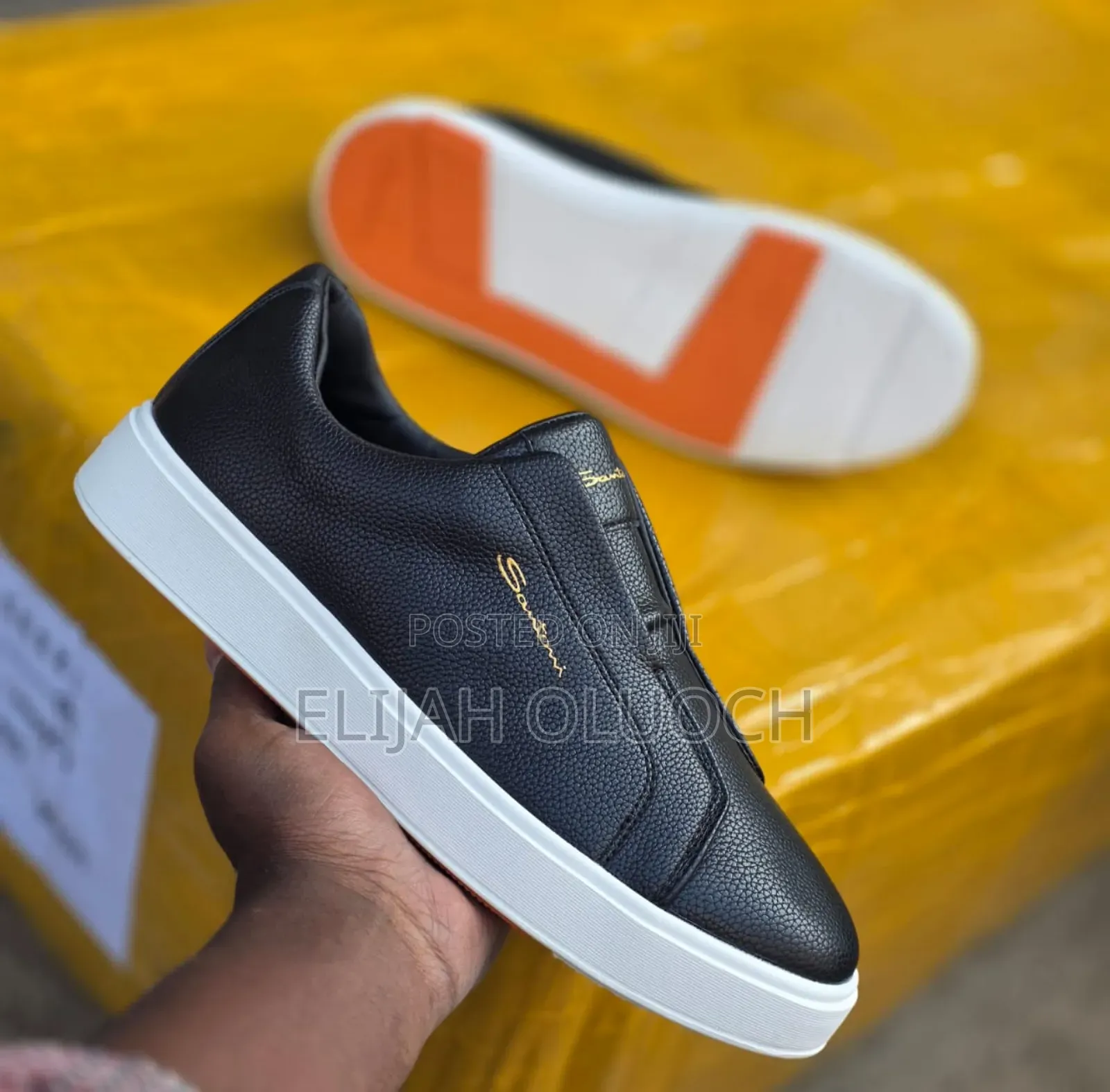 Santoni Milano Slip Ons.
40------------------45
