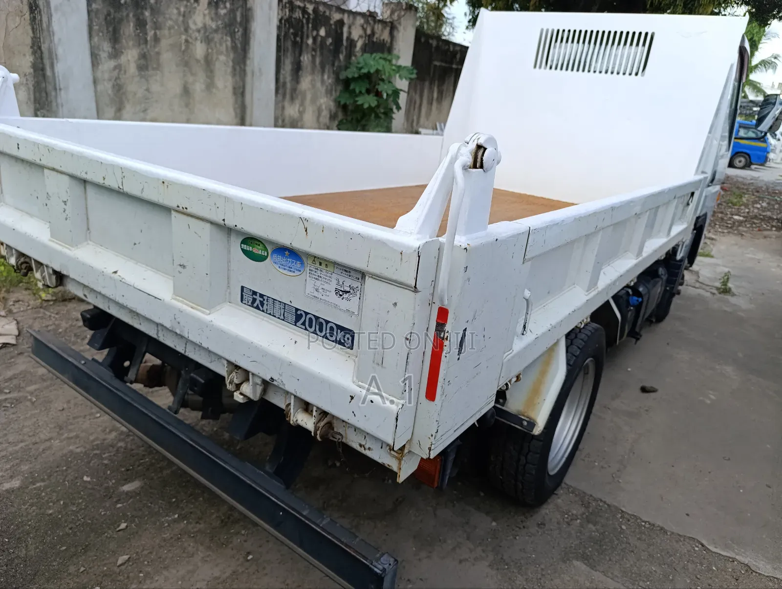 Mitsubishi Canter 2017 White