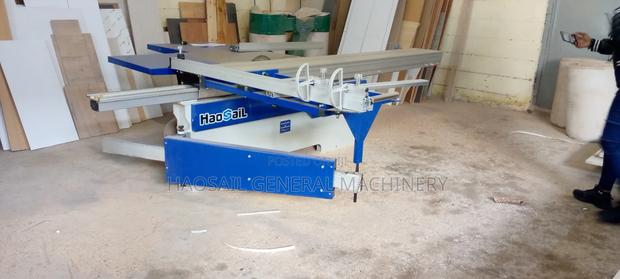 Panel Saw Machine