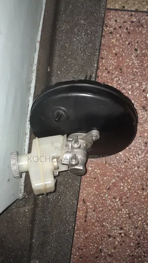 Suzuki Escudo Brake Booster and Master Cylinder