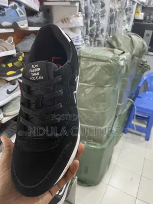 Sun68 Tom Suede